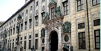 der Residenz_castle_2.jpg